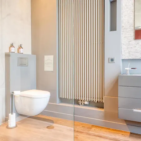 Ghent's Historic Gem - Your Perfect Hideaway Ghent