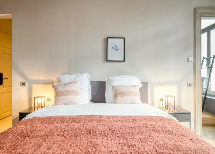 Ghent's Historic Gem - Your Perfect Hideaway Apartment *